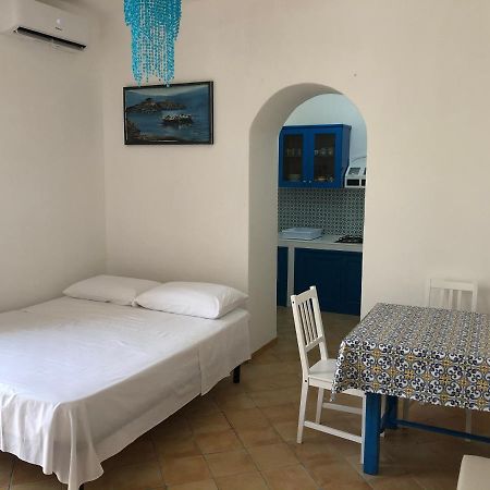 Il Cortiletto - Lipari Centro Apartment Exterior photo