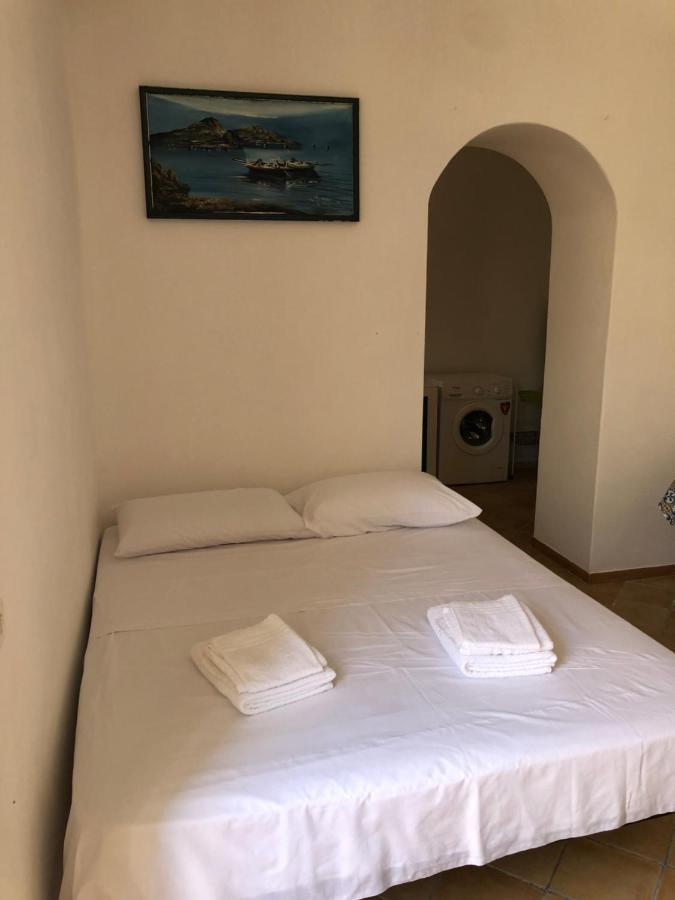 Il Cortiletto - Lipari Centro Apartment Exterior photo